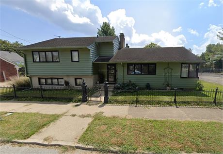 233 W Jackson St, Shelbyville, IN, 46176
