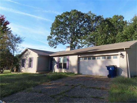 50 Hightrail Drive, Maumelle, AR 72113 - #402825