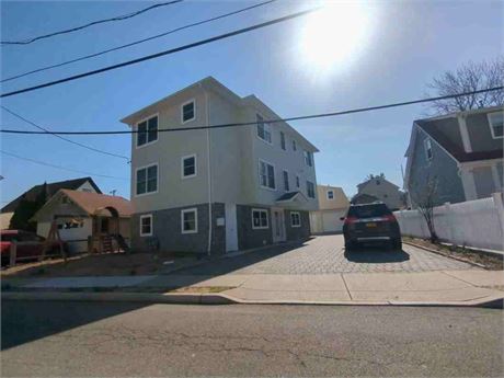 36 Pulaski Avenue, Wallington, NJ 07057 - #401629