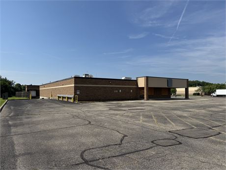 1135 W. Kemper Road, Cincinnati, OH 45240-1707 - #402425