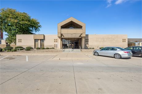 191 W. 5th Street, Waterloo, IA 50701 - #404234