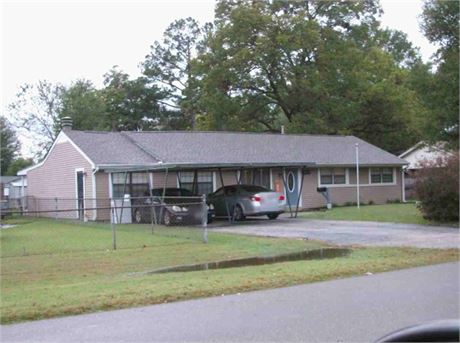1402 North Avalon Street, West Memphis, AR 72301 - #404310