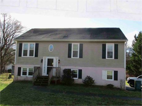 1960 OLD HOLLOW RD, WALKERTOWN, NC 27051 - #403126