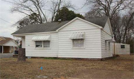 1504 West Center Avenue, Searcy, AR 72143 - #403262
