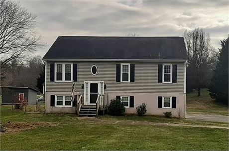 1960 OLD HOLLOW RD, WALKERTOWN, NC 27051 - #403126