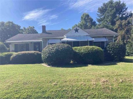 811 Carolina Ave, Thomasville, NC 27360 - #401863