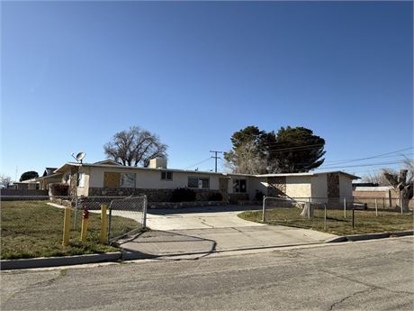 12401 El Mirage St, Boron, CA 93516 - #403664