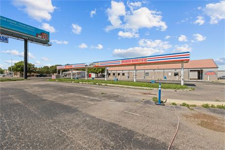 4640 Bell Street, Amarillo, TX 79109 - #370324
