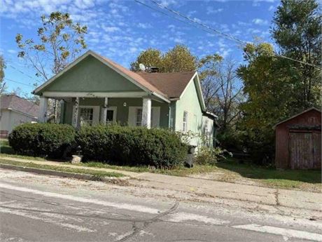 204 Bertley Street, Moberly, MO 65270 - #402858