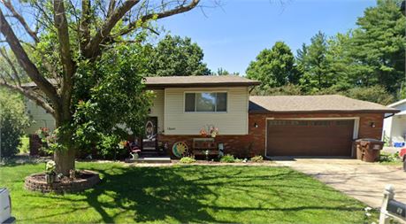 11 BIRCHWOOD RD, Litchfield, IL 62056 - #404083