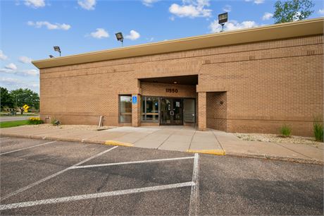 11550 Robinson Drive, Coon Rapids, MN 55433 - #401588