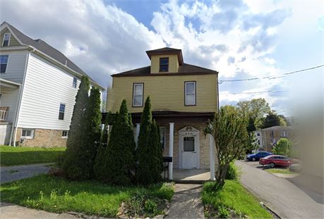 604 7th St, Fairmont, WV 26554 - #401653