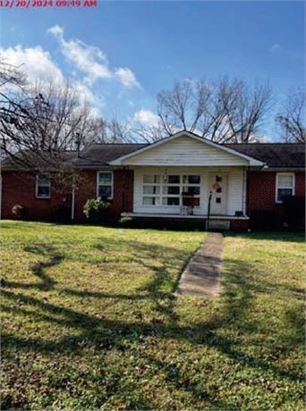 304 Circle Dr, Estill Springs, TN, 37330 - #400322
