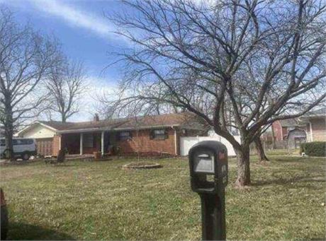 7126 Forest Park Dr, Indianapolis, IN 46217 - #400726