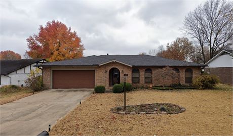 1419 Overo Circle, Springdale, AR, 72762 - #400477