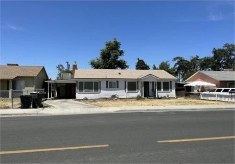 670 Grant Street, Hanford, CA, 93230 - #369151