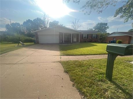 11724 Benedetta Drive, Bridgeton, MO, 63044