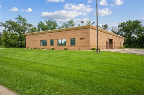 11550 Robinson Drive, Coon Rapids, MN 55433 - #401588