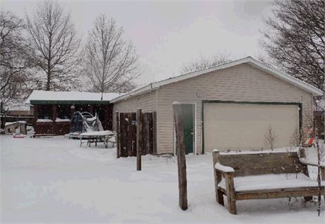 226 S Noah Street, Lovington, IL 61937 - #401943