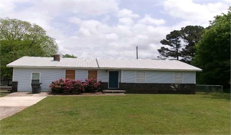 105 Greenridge Terr, Bessemer, AL 35023 - #400712