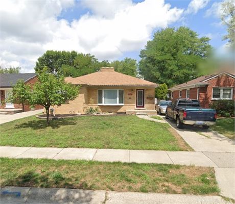 21001 Walton Street, St Clair Shores, MI 48081 - #401528