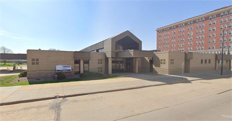 191 W. 5th Street, Waterloo, IA 50701 - #404234