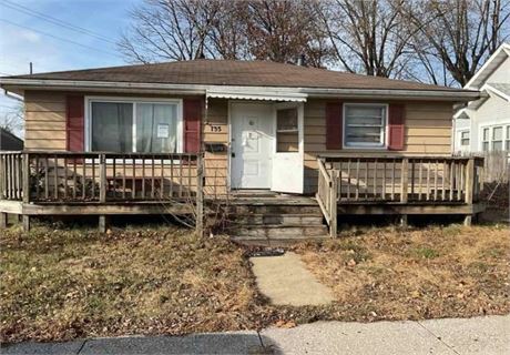 133 Lincoln Avenue, East Alton, IL 62024 - #400713