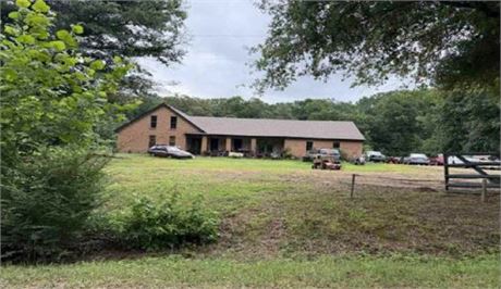 128 Barry Road, Holly Springs, MS 38635 - #404025