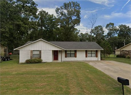 203 Ruth Cove, Pine Bluff, AR 71602 - #403912