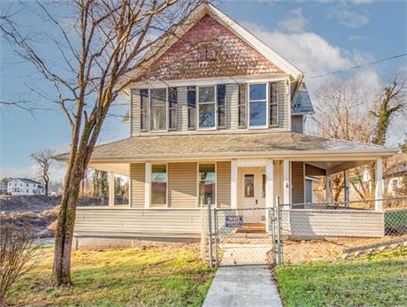 902 Queen Ave  , Harriman, TN 37748 - #403249