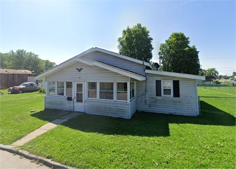1821 W MARION AVE, Marion, IN 46952 - #404343