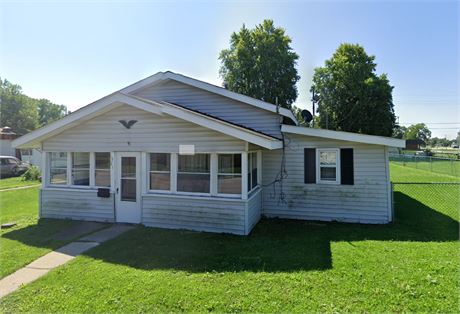 1821 West Marion Avenue, Marion, IN 46952 - #404410