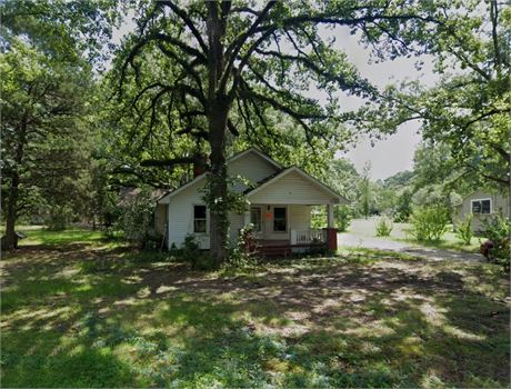 1013 Tidmore Bend Rd, Gadsden, AL 35901 - #402637