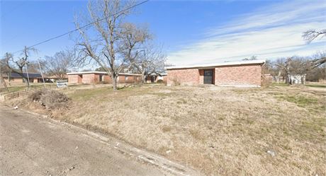 221 Virginia Avenue, Marlin, TX 76661 - #403802