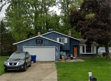 411 E OVERLOOK DR, Eastlake, OH 44095 - #404086