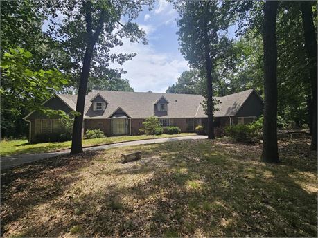 1403 N. Maple Avenue, Sand Springs, OK 74063 - #403954