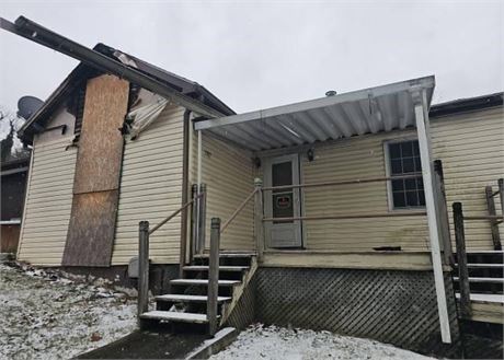 1742 South 28th St, Clarksburg, WV 26301 - #403005