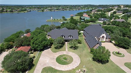 1914 W. Emerald Bend Court, Granbury, TX 76049 - #403418