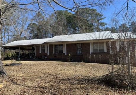 ON HOLD - 300 Wolf Creek Rd S, Pell City , AL 35128 - #403349