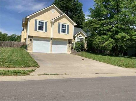 PULLED - 1309 Russell Road, Pleasant Hill, MO 64080 - #401631