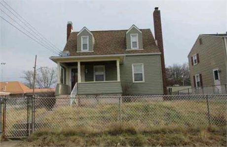 2101 Barnsdale Ave, McKeesport, PA 15132 - #400725
