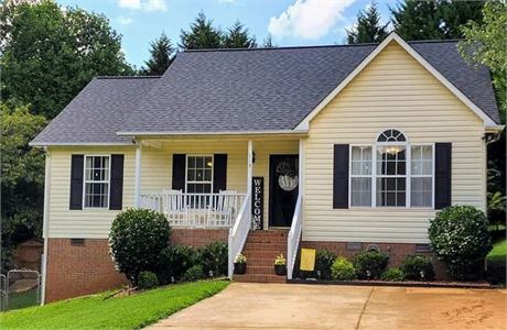 113 Conifer Ct, King, NC, 27021