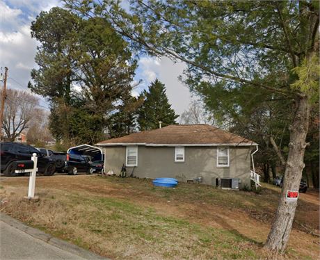 700 Lakeview Dr, Loudon, TN 37774 - #403256