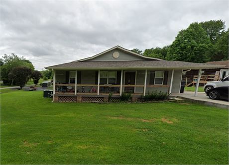 121 WILLOW CREEK RD, WARTBURG, TN 37887 - #403106