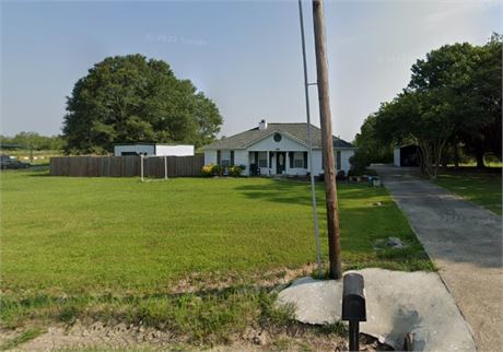 618 W Racca Rd, Jennings, LA, 70546