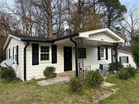 106 W Allen St, Four Oaks, NC, 27524 - #369255