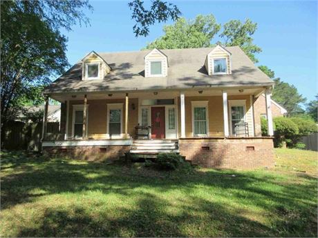 213 Longwood Dr, Clinton, MS 39056 - #403423