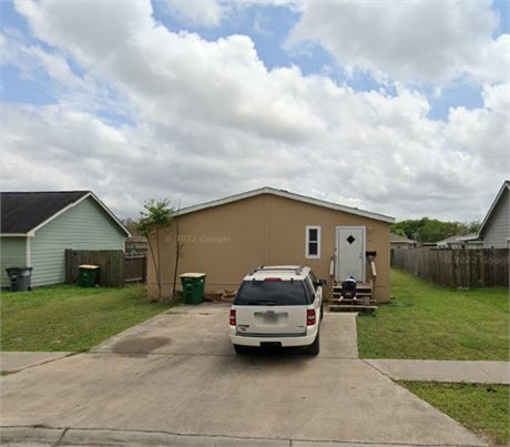 811 EAST MESQUITE LANE, VICTORIA, TX 77901 - #402831