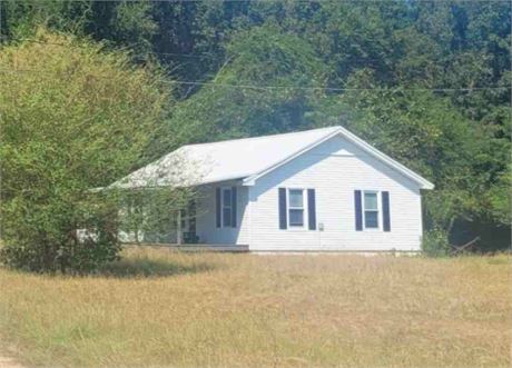 11727 Pinestraw Drive, Northport, AL 35475 - #404216