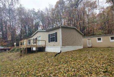 138 TREESDALE LN , Freedom, PA 15042 - #403041